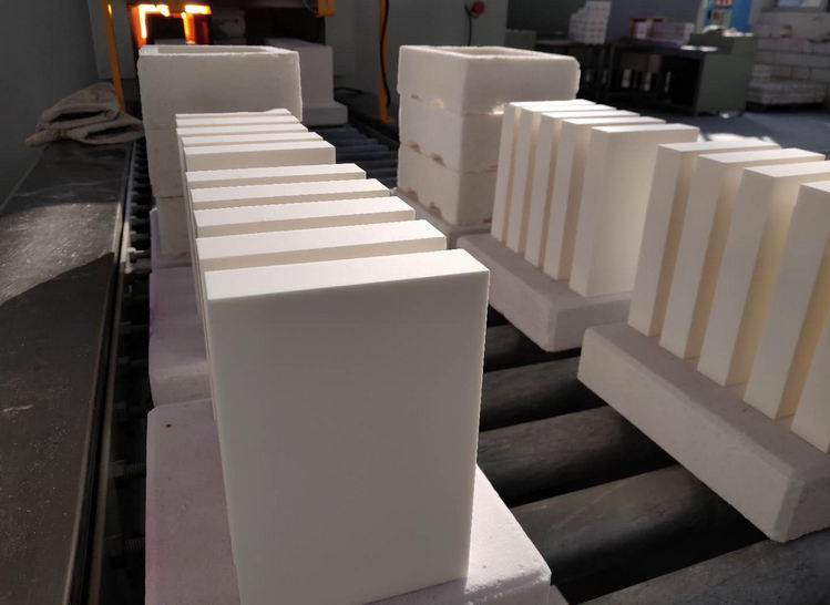 维多利亚老品牌vic(集团)官方网站