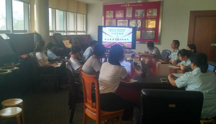 维多利亚老品牌vic(集团)官方网站