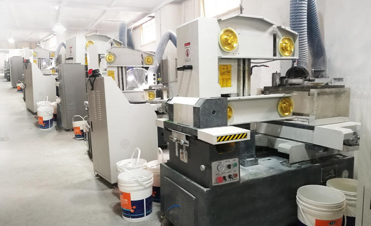 维多利亚老品牌vic(集团)官方网站